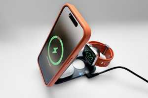 ESR CryoBoost Foldable 3-in-1 Charging Station Review: Fast Qi2 charging with active cooling