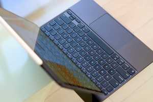Snag an iPad Pro Magic Keyboard for $130 off right now