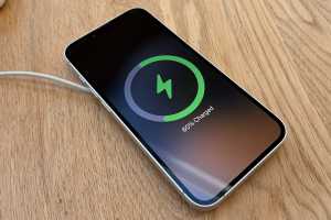 Drop MagSafe from the iPhone? No, Apple's smarter than that