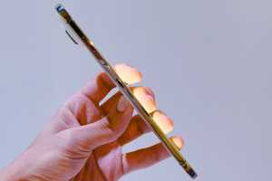 Apple built the dream iPhone. Why doesn’t anyone want it?