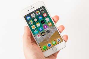 Apple pulls four iPhone updates following network issues