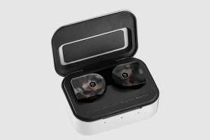 Master & Dynamic MW07 true wireless headphones review