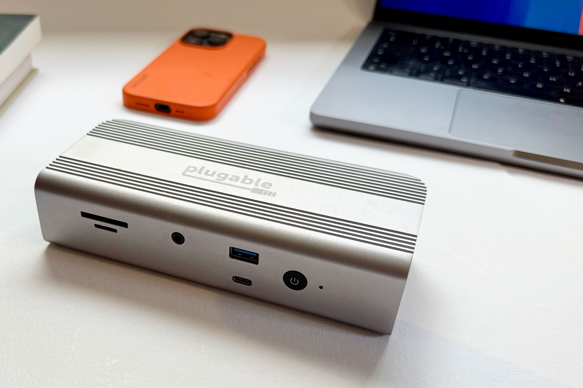 Plugable Thunderbolt 5 Docking Station