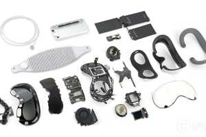 Vision Pro teardown reveals 'virtual nightmare' of screws and brackets